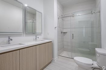 Double vanities in primary bath